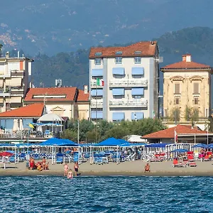 3* Szálloda Lungomare